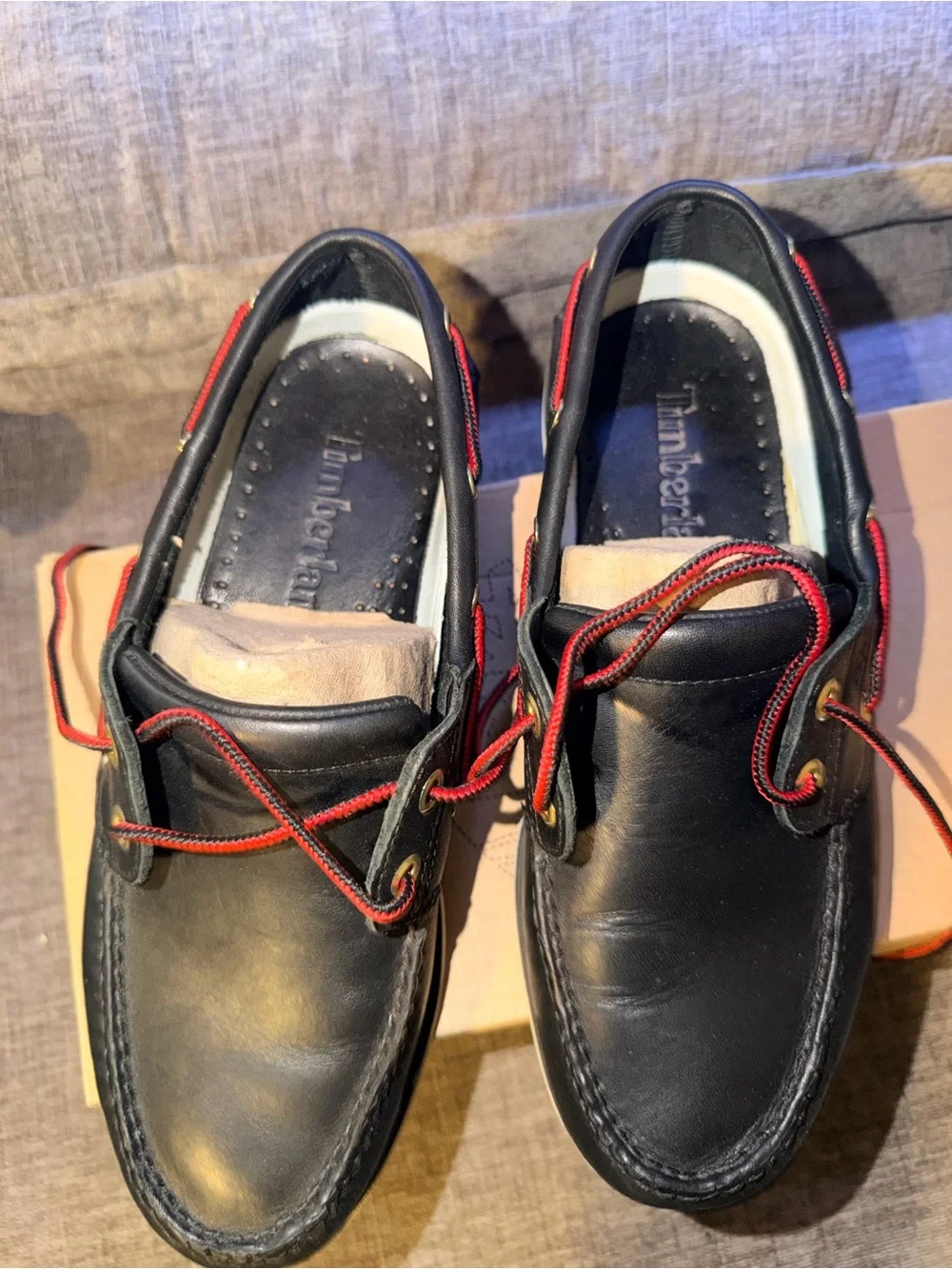 Timberland Classic 2-Eye Boat Shoes Black Leather Red Laces Men’s Size 8